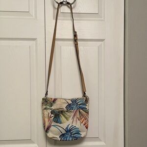 Chico’s Tropical Palm Leaf Print Crossbody or Shoulder Bag Purse Lightly Used